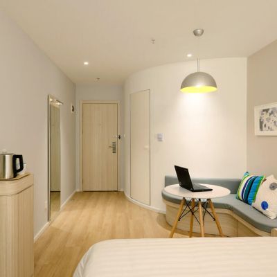 Classic Room (Demo)